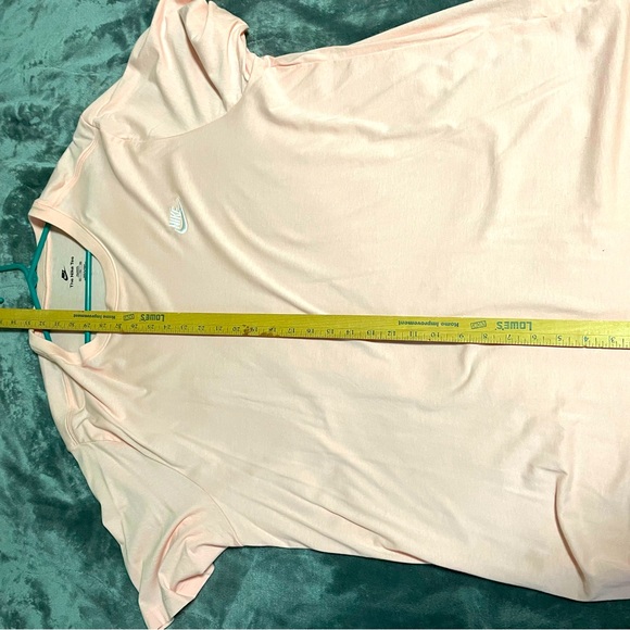 Bright pink Nike classic t shirt 2xl - Picture 2 of 4